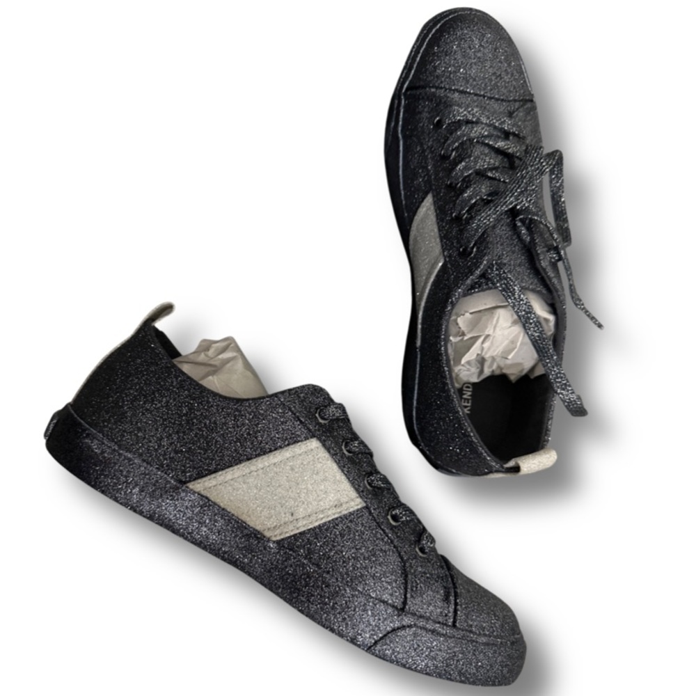 NWT Kendall + Kylie Obey Glitter Sneakers Size 8M Dark Grey Silver